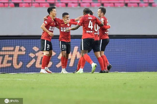 穆里尼奥和罗马的合同将在本赛季结束后到期。